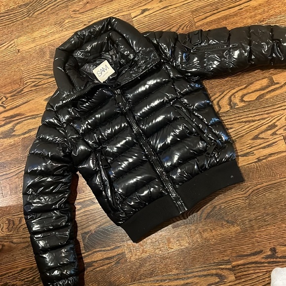 SAM shiny black puffer Coat. Women’s size small. Excellent condition! - Picture 7 of 8
